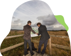 Teambuilding en Ardenne : cadres en rallye d'orientation dans les Hautes Fagnes